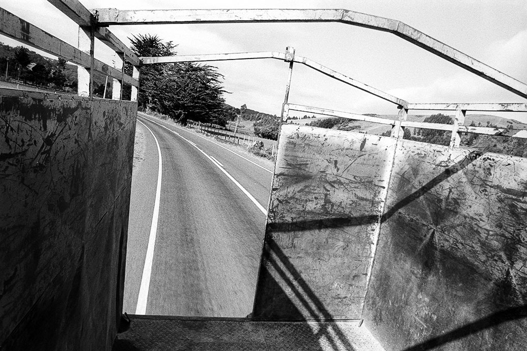 Au bord de la route ©louis-audry.com